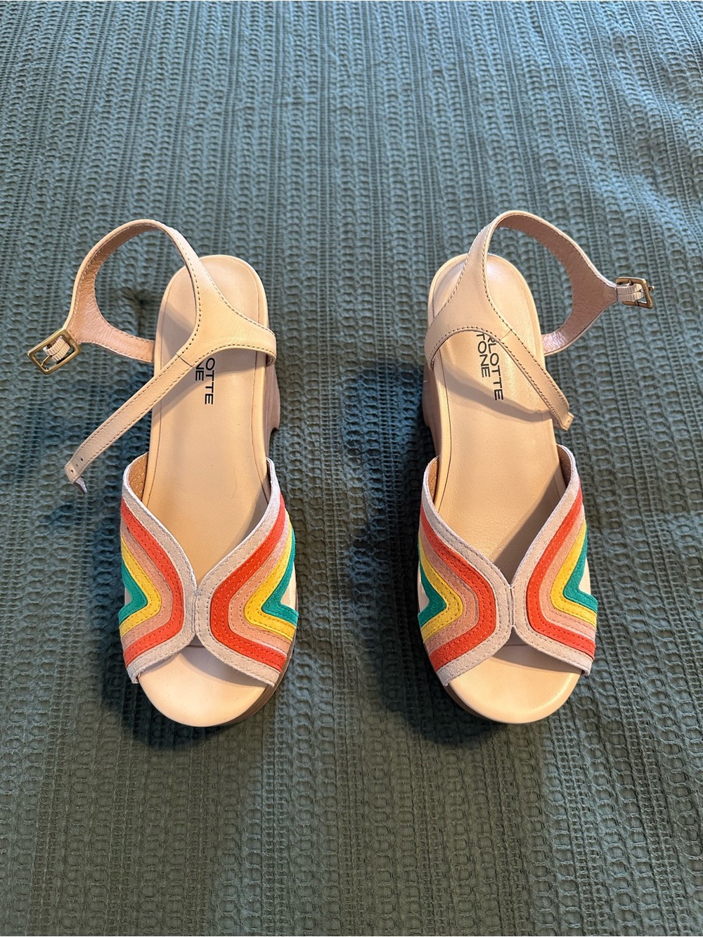 Charlotte Stone Donna Platforms - Picture 2 of 6